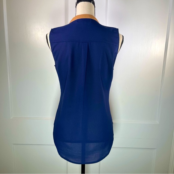 Olive & Oak Sleeveless Hidden Placket Button down Blouse - Picture 3 of 10